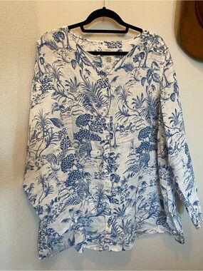 100% linen Blue & White Printed Button-Up Shirt